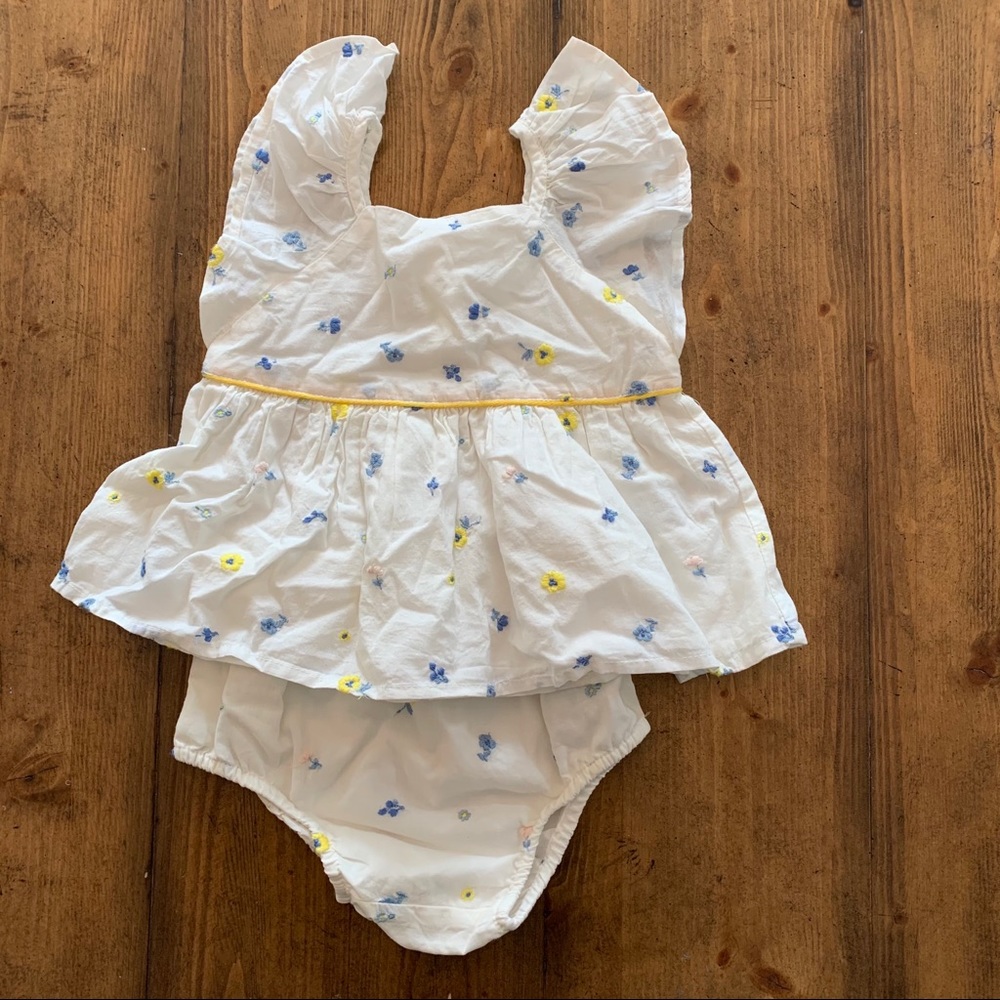 Baby Gap Girl 12-18 Months Outfit